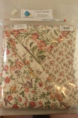 HOBBY HOLIDAYS PACK - 4 HALF METRES - FLORAL DANCE CREAM